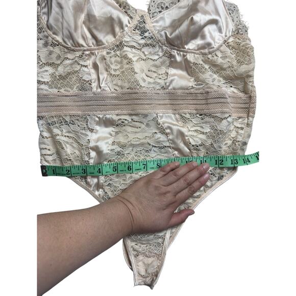 Nasty Girl Lace Body Suit S/M No size tags Cream romance feminine whimsical - Picture 6 of 16